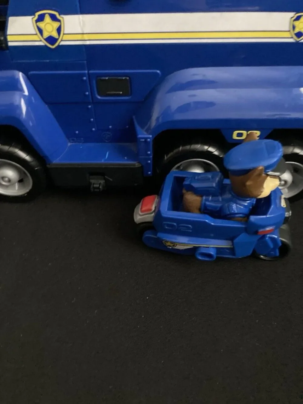 PAW Patrol Chase Ultimate Rescue Police Cruiser Vehicle Toy